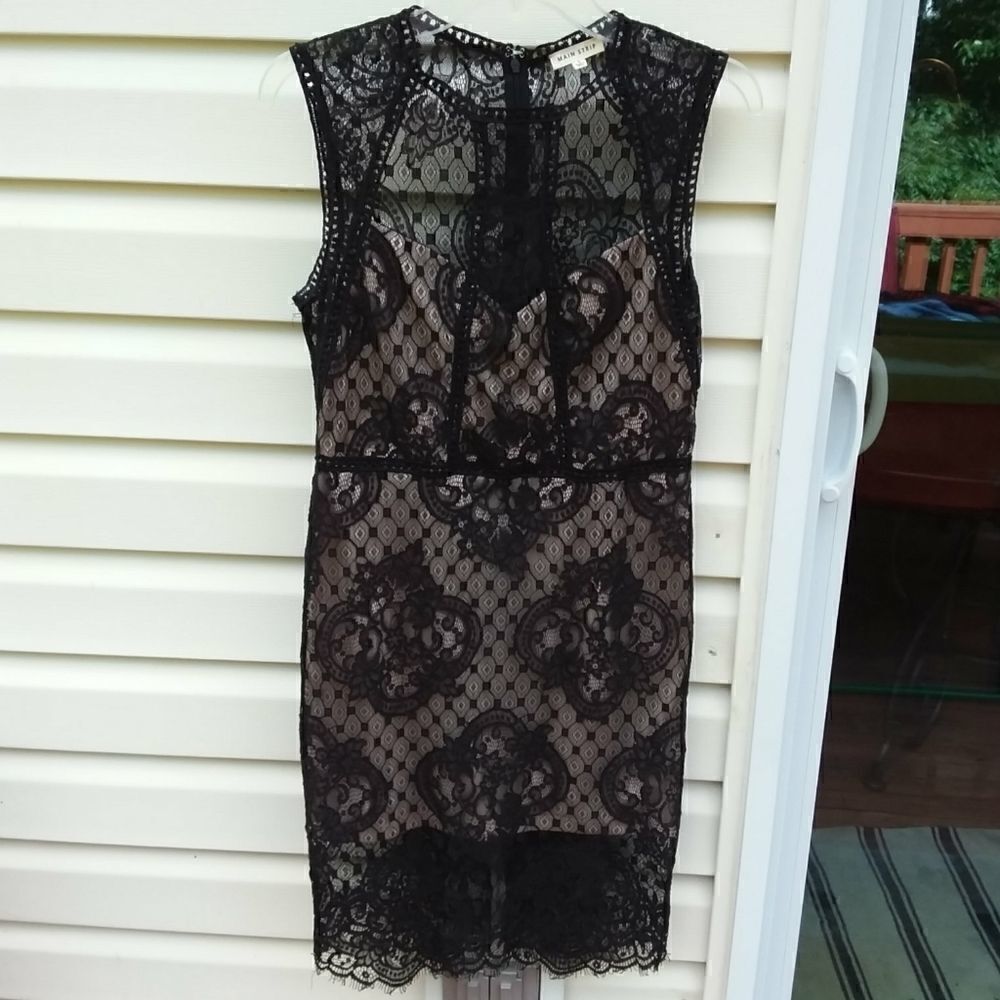 Main Strip Black Lace Dress Sz L